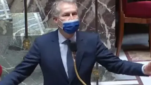 Déserts médicaux : la proposition de loi de Guillaume Garot est...